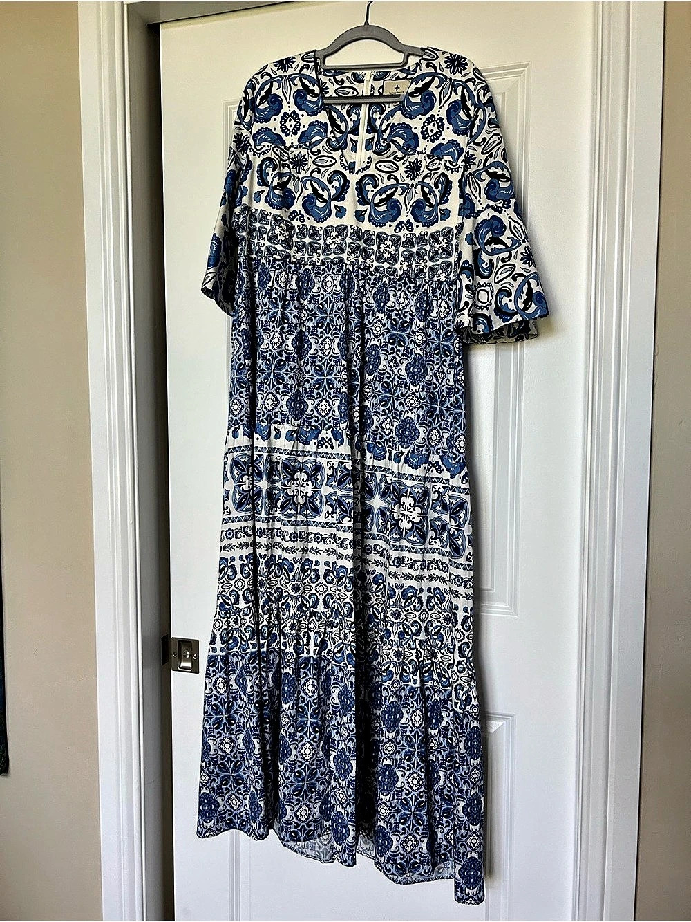 Tuckernuck XL Blue & White Paisley Floral Print Maxi Dress